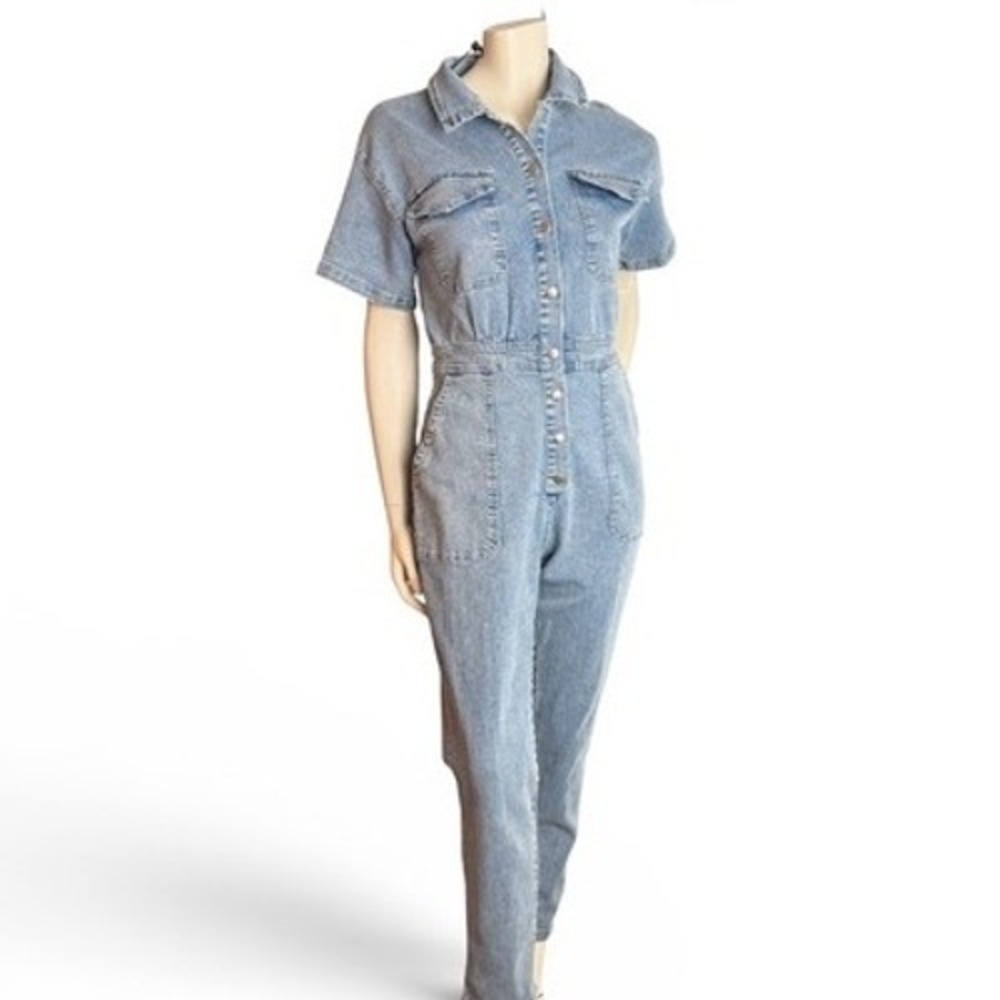 Vintage 90's BiBi Denim Jumpsuit Short Sleeve Snap Front Utility Light Wash M
